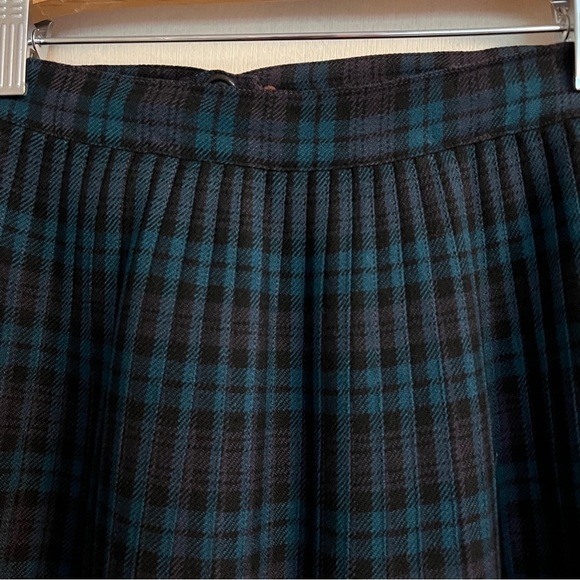 Vintage Black Watch Ladies Kilt 50s Pleated Tartan Skirt Highland  Wear Scottish - Picture 5 of 8